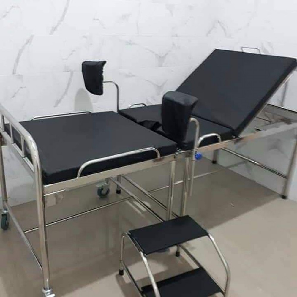 Verlos Delivery Bed Stainless Steel dengan Foot Step